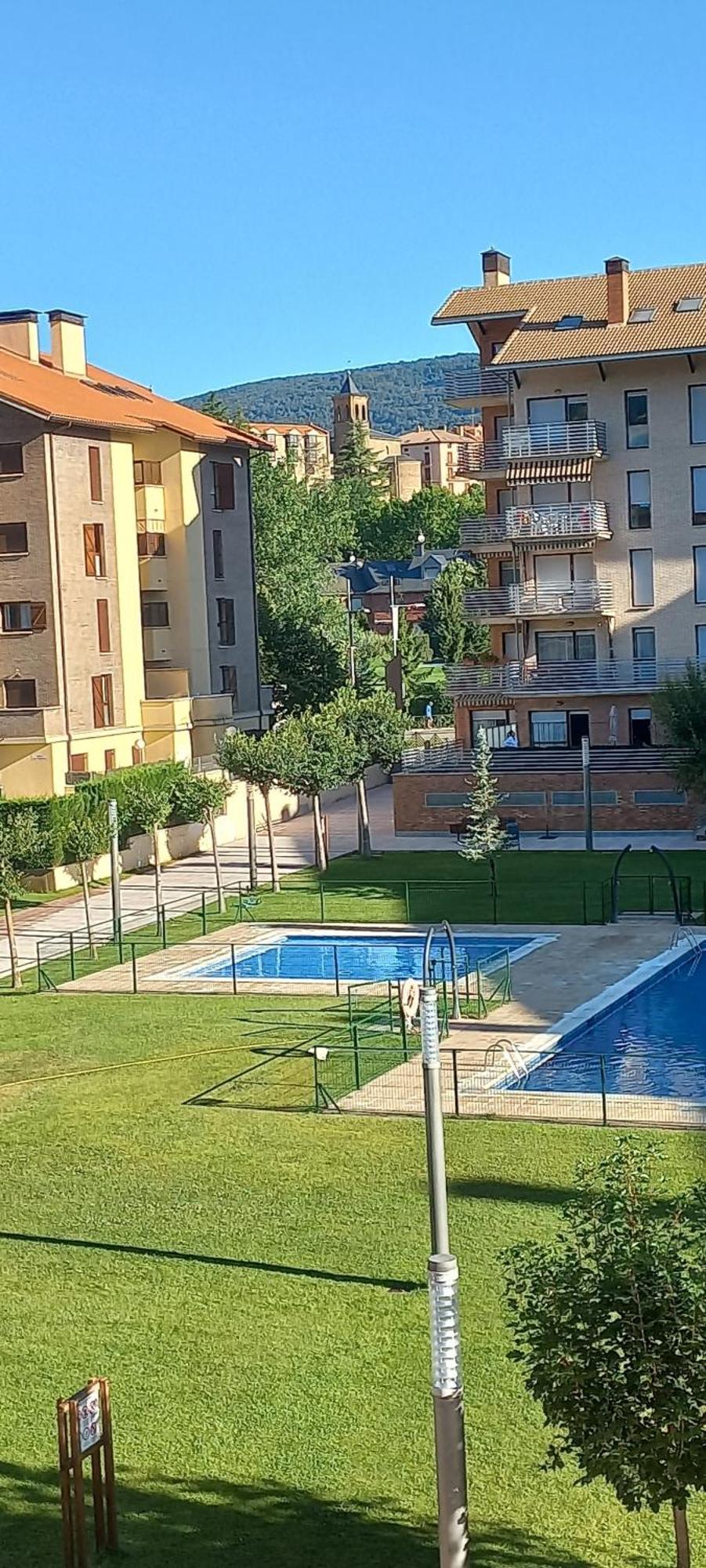Ferienwohnung Pilartxo Jaca Exterior foto